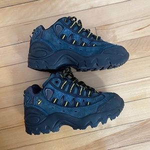 Brooks steel toe cap shoes